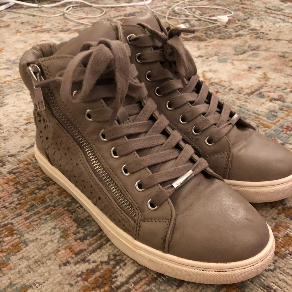 Steve Madden Sneakers
